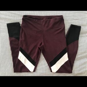 Carly Jeans Los Angeles athletic leggings!